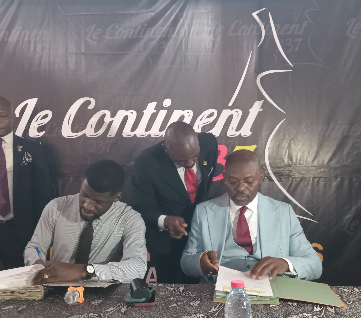 Le Continent 237 se réinvente : Un nouveau staff et une vision culinaire fusion au cœur de Yaoundé.