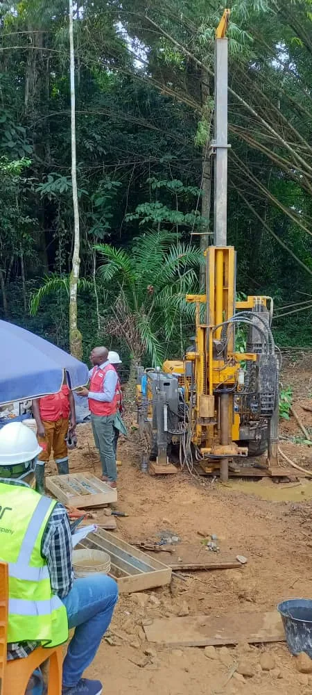 Route Ebolowa–Akom II–Kribi:ICM Intensifie les Travaux Préliminaires et Assure la Fluidité du Trafic