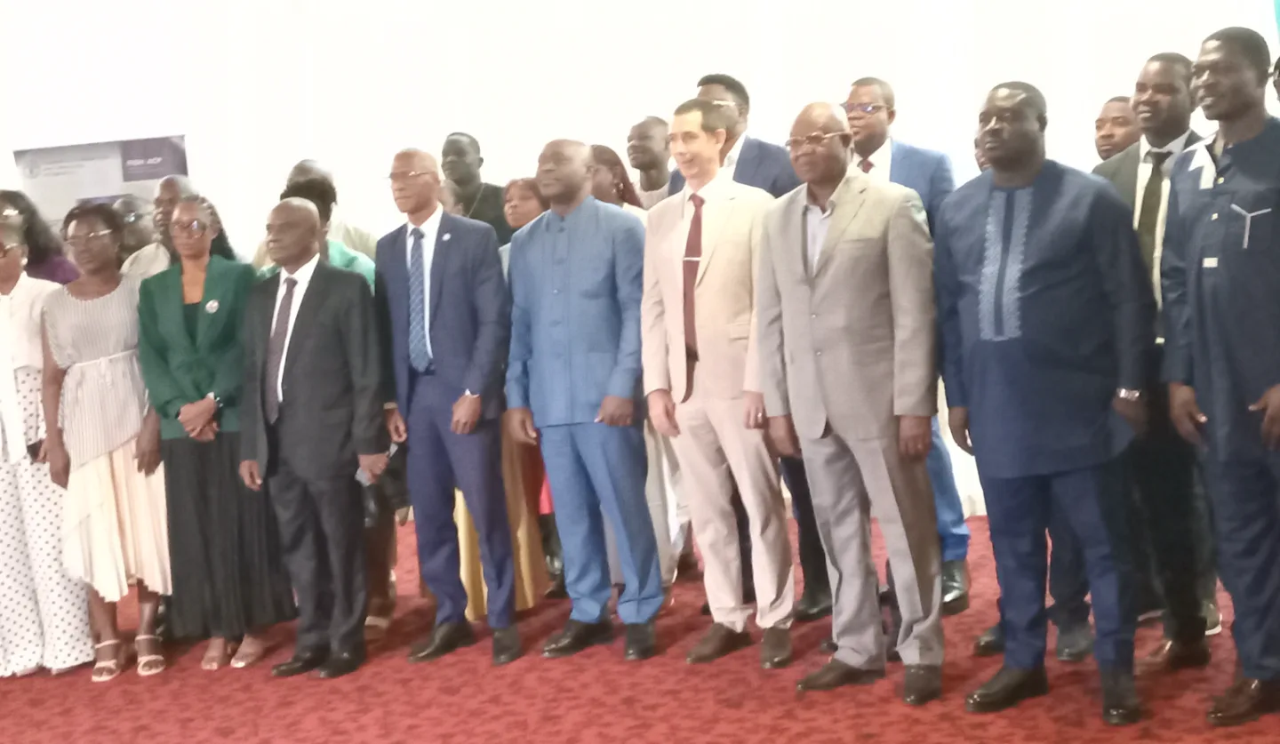 FISH4ACP au Cameroun : 1,3 milliard de FCFA pour réinventer la pêche à la crevette